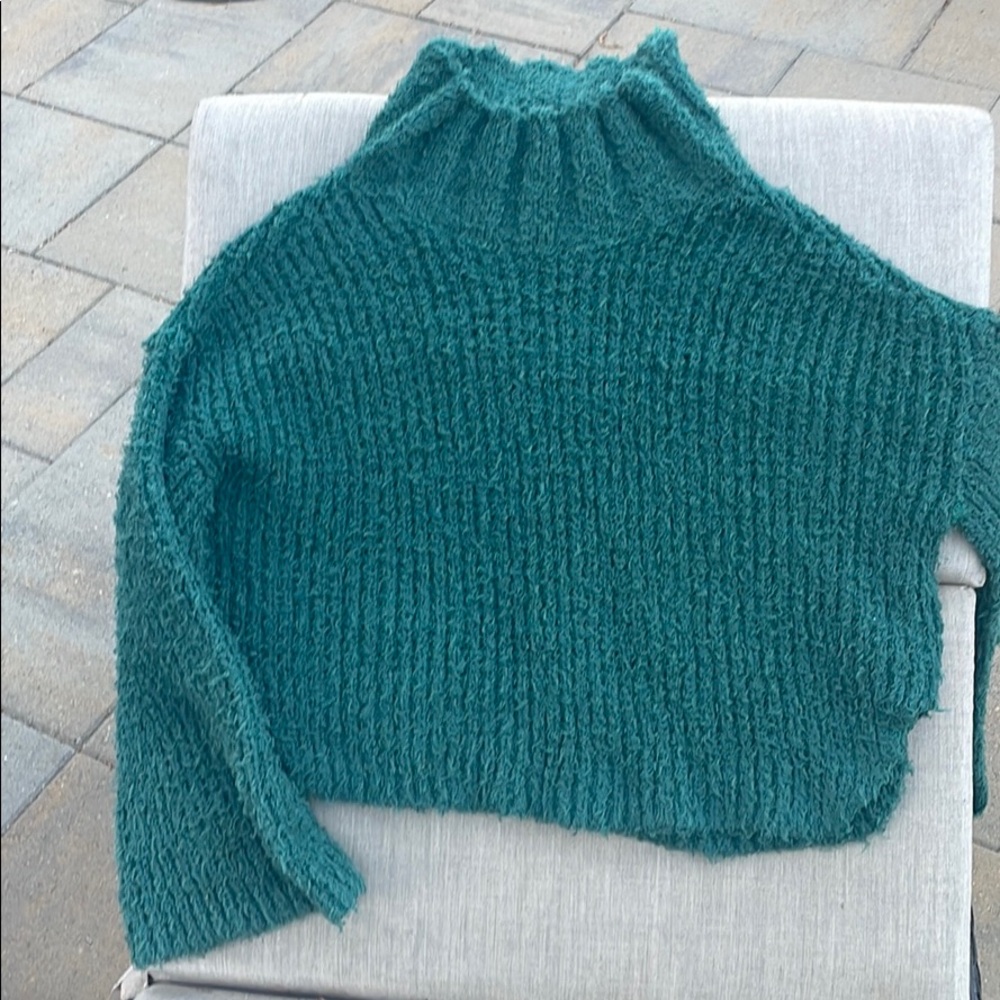 Free People Cropped Boxy Sweater - Small